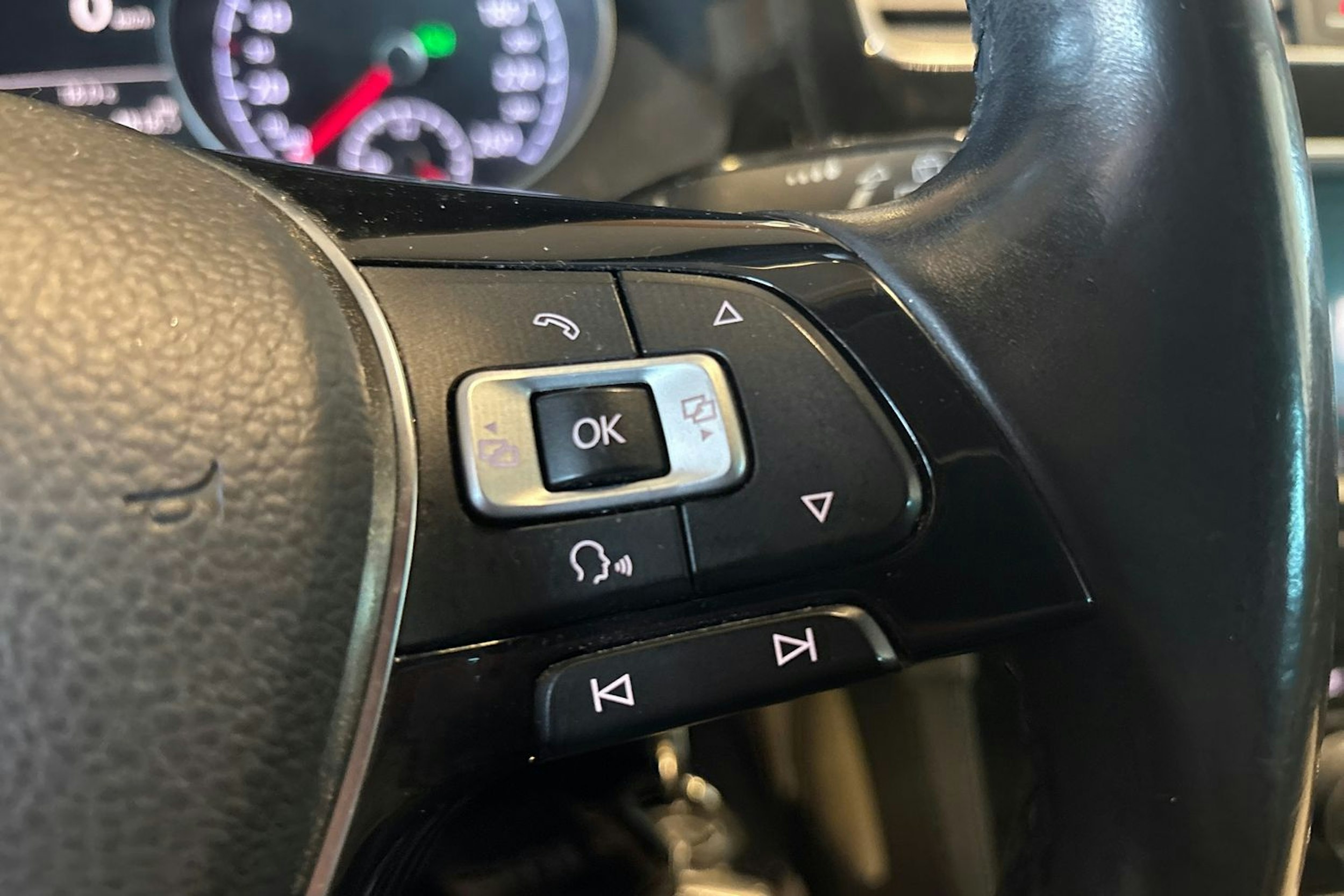 Harmaa Volkswagen GOLF 2016 kuva 16.