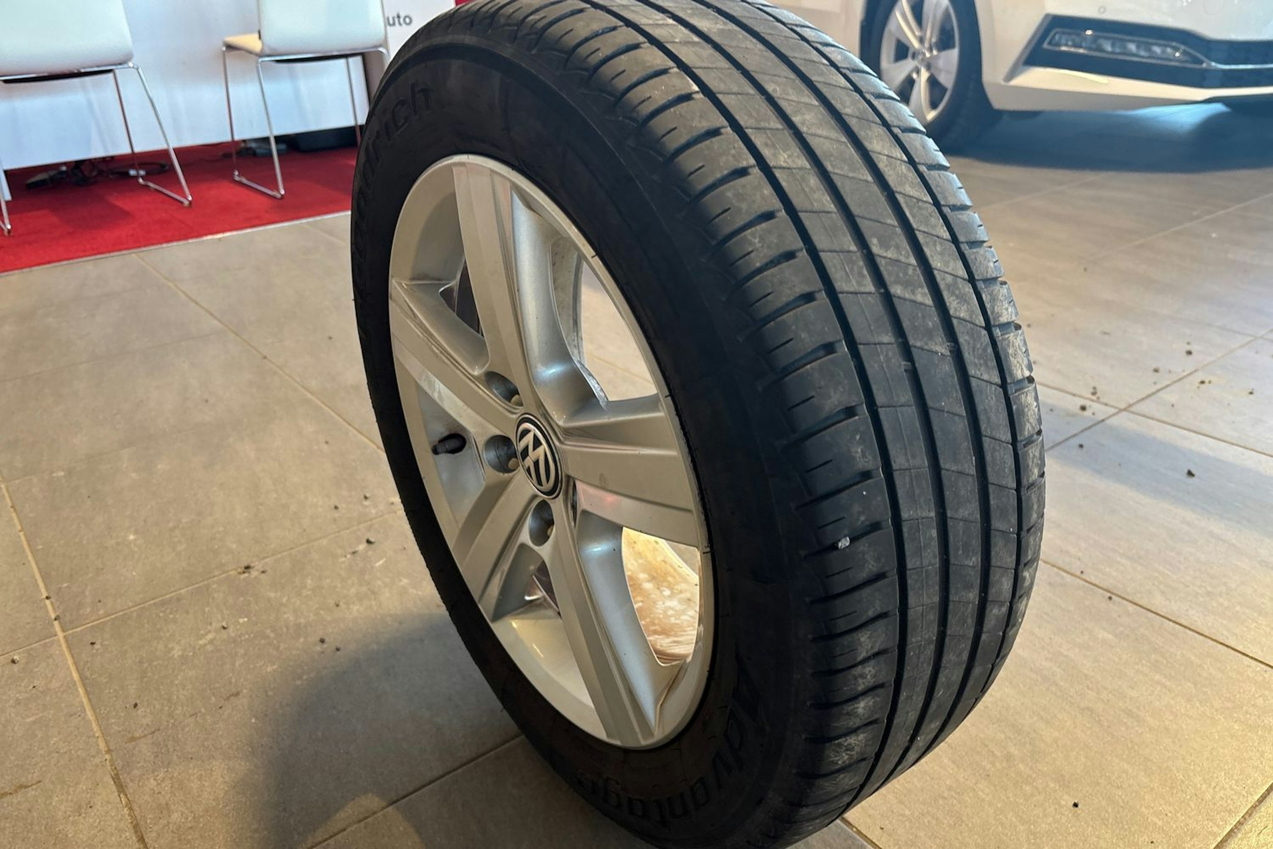 Harmaa Volkswagen GOLF 2016 kuva 19.