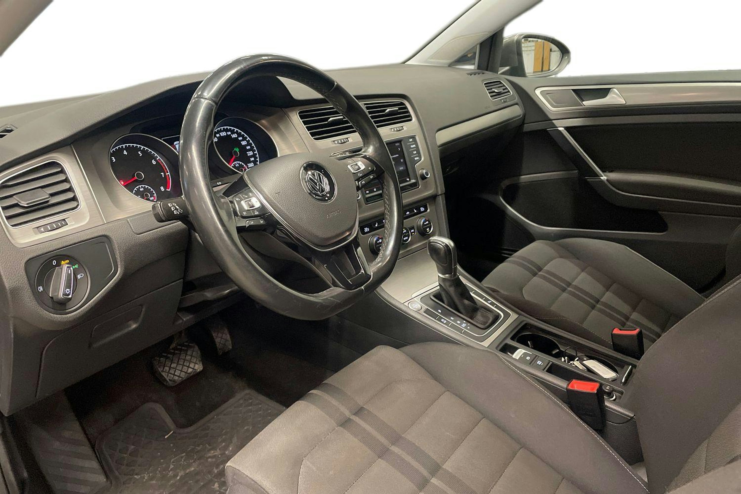 met. harmaa Volkswagen Golf 2016 kuva 7.