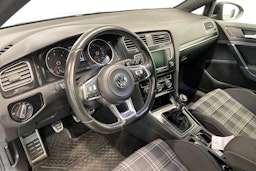 harmaa Volkswagen Golf 2016 kuva 10.