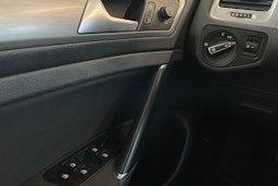 Harmaa Volkswagen GOLF 2016 kuva 19.