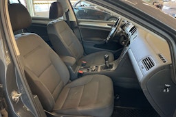 Harmaa Volkswagen GOLF 2016 kuva 23.
