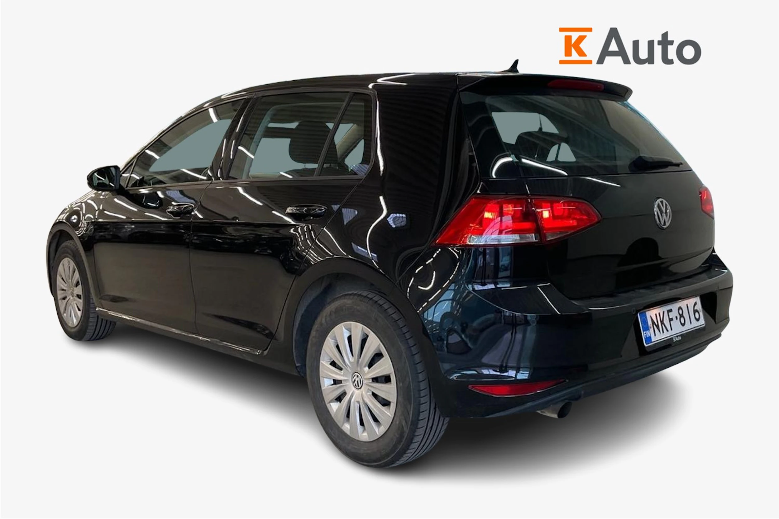 musta Volkswagen Golf 2016 kuva 2.
