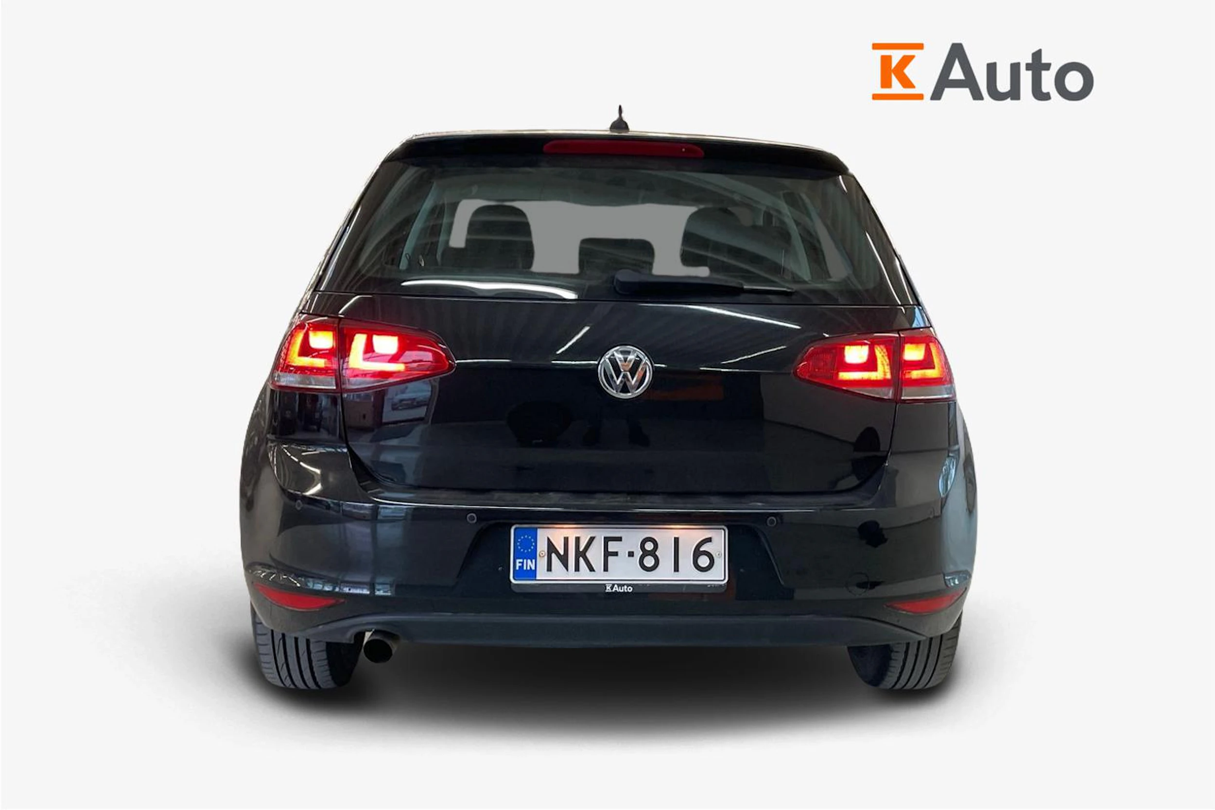 musta Volkswagen Golf 2016 kuva 3.