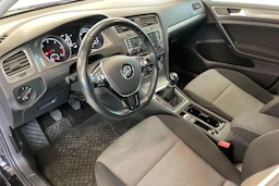 musta Volkswagen Golf 2016 kuva 6.