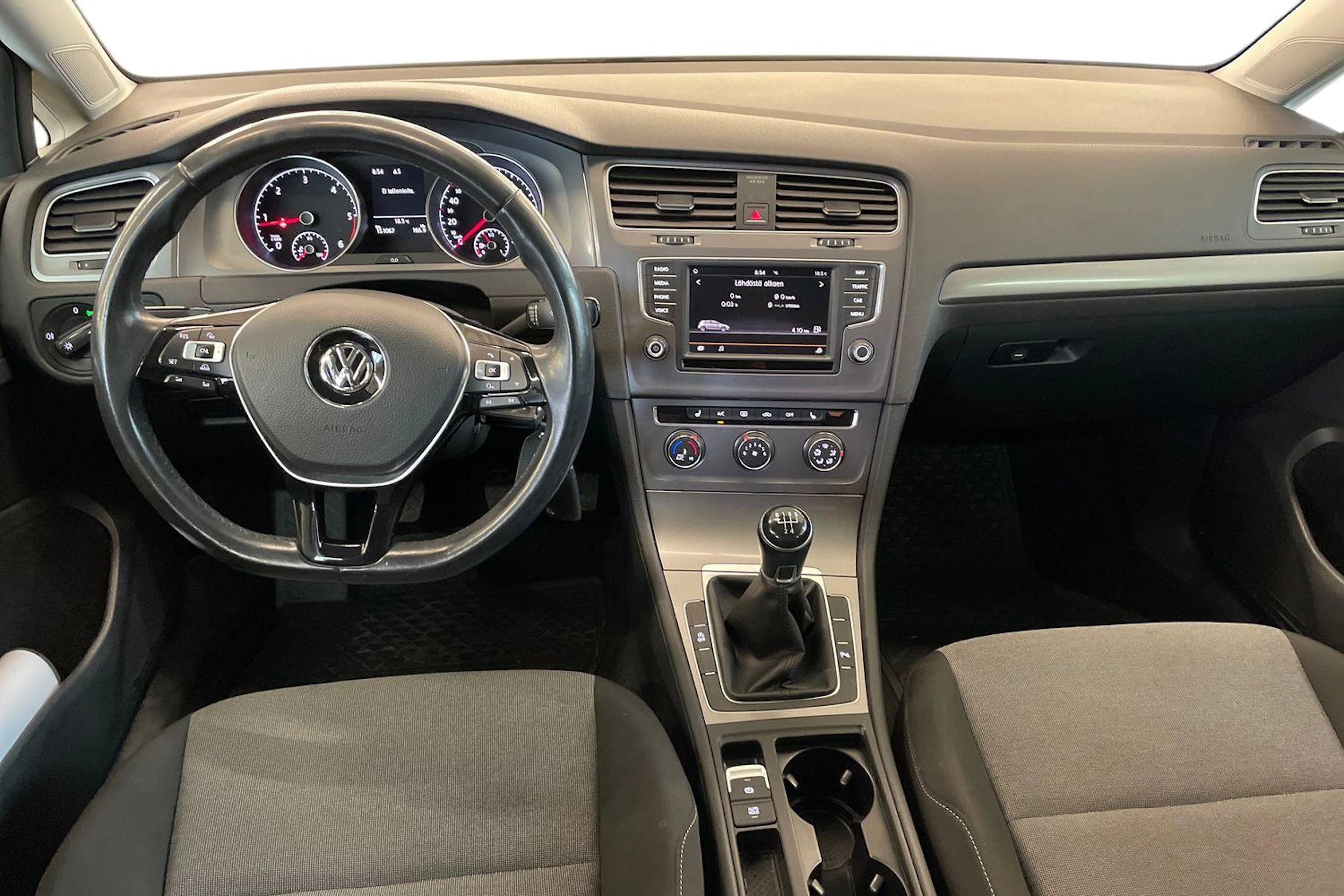 musta Volkswagen Golf 2016 kuva 7.