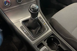 musta Volkswagen Golf 2016 kuva 17.