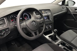 valkoinen Volkswagen Golf 2016 kuva 7.