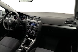 valkoinen Volkswagen Golf 2016 kuva 9.