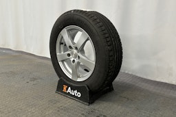 valkoinen Volkswagen Golf 2016 kuva 13.