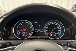 punainen Volkswagen Golf 2016 kuva 20.