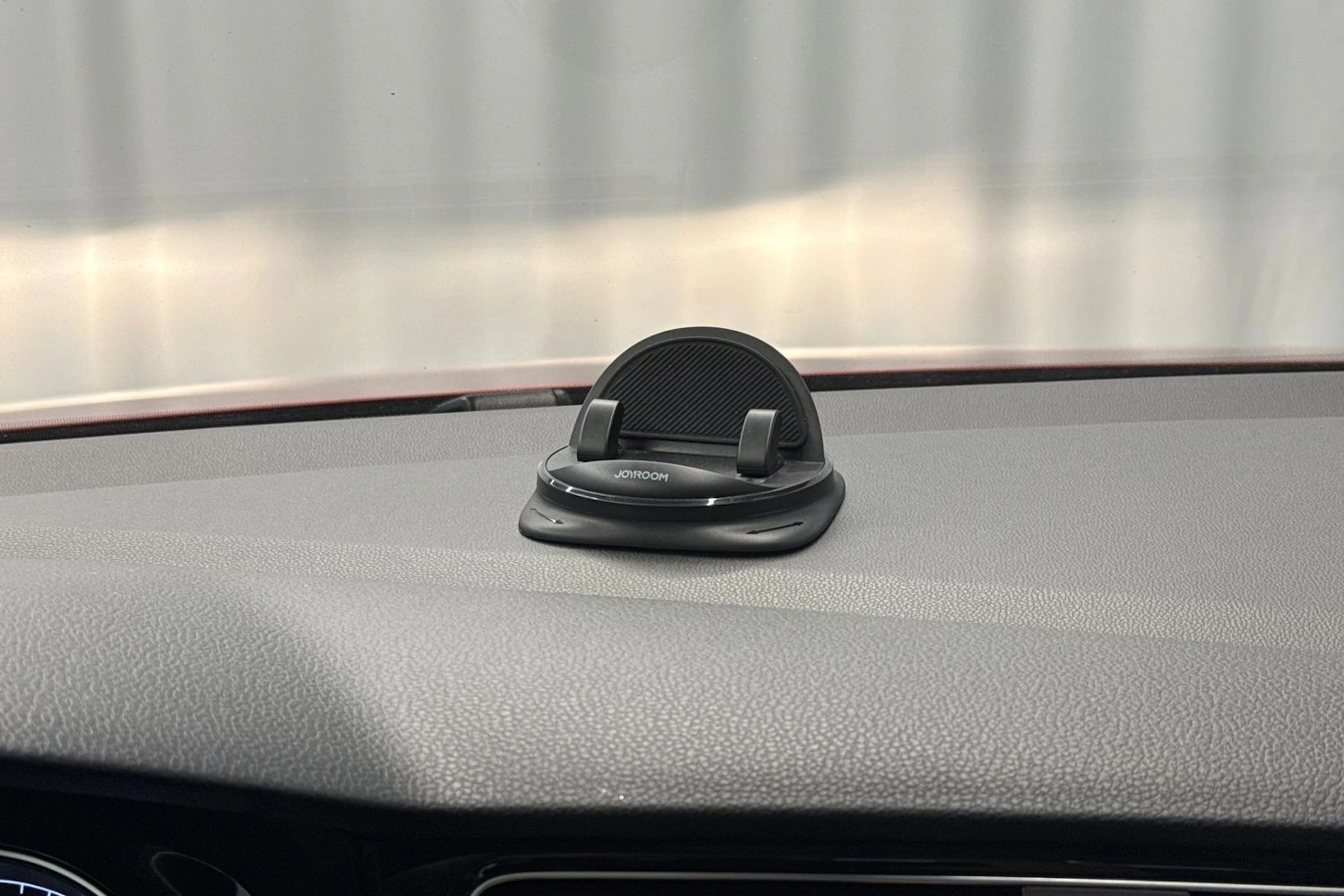 punainen Volkswagen Golf 2016 kuva 26.