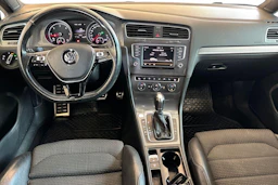 Valkoinen Volkswagen GOLF 2016 kuva 7.