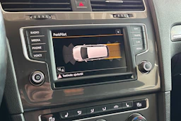 Valkoinen Volkswagen GOLF 2016 kuva 15.