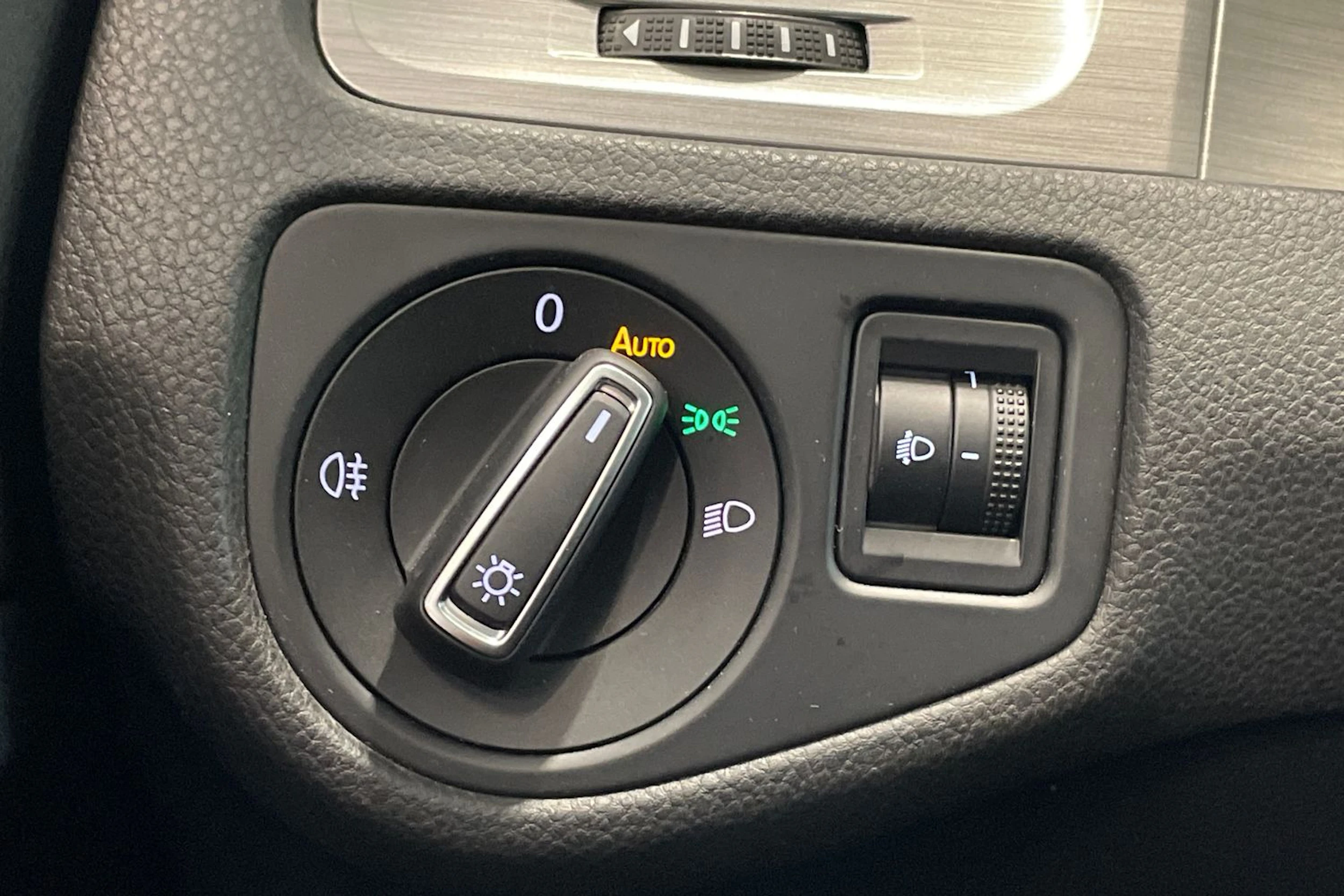 hopea Volkswagen Golf 2016 kuva 16.