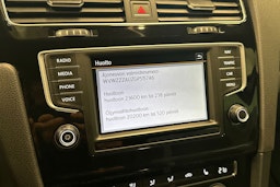 musta Volkswagen Golf 2016 kuva 23.