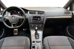 punainen Volkswagen Golf 2016 kuva 7.