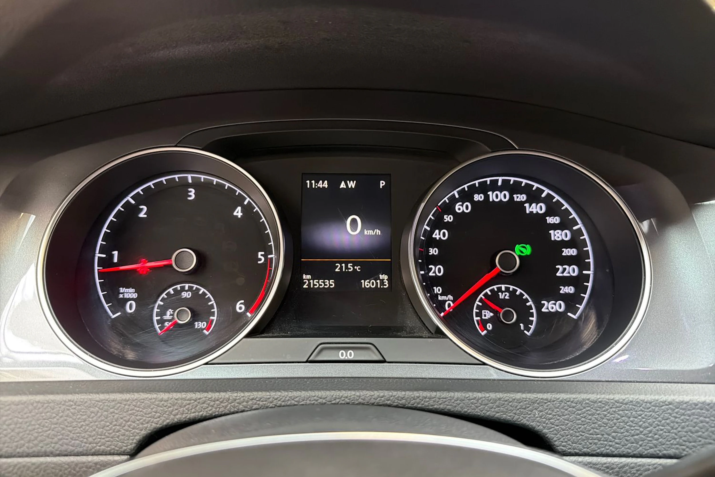 punainen Volkswagen Golf 2016 kuva 11.