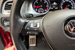 punainen Volkswagen Golf 2016 kuva 12.