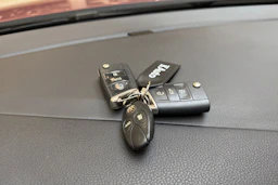 punainen Volkswagen Golf 2016 kuva 21.