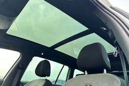 valkoinen Volkswagen Golf 2016 kuva 4.
