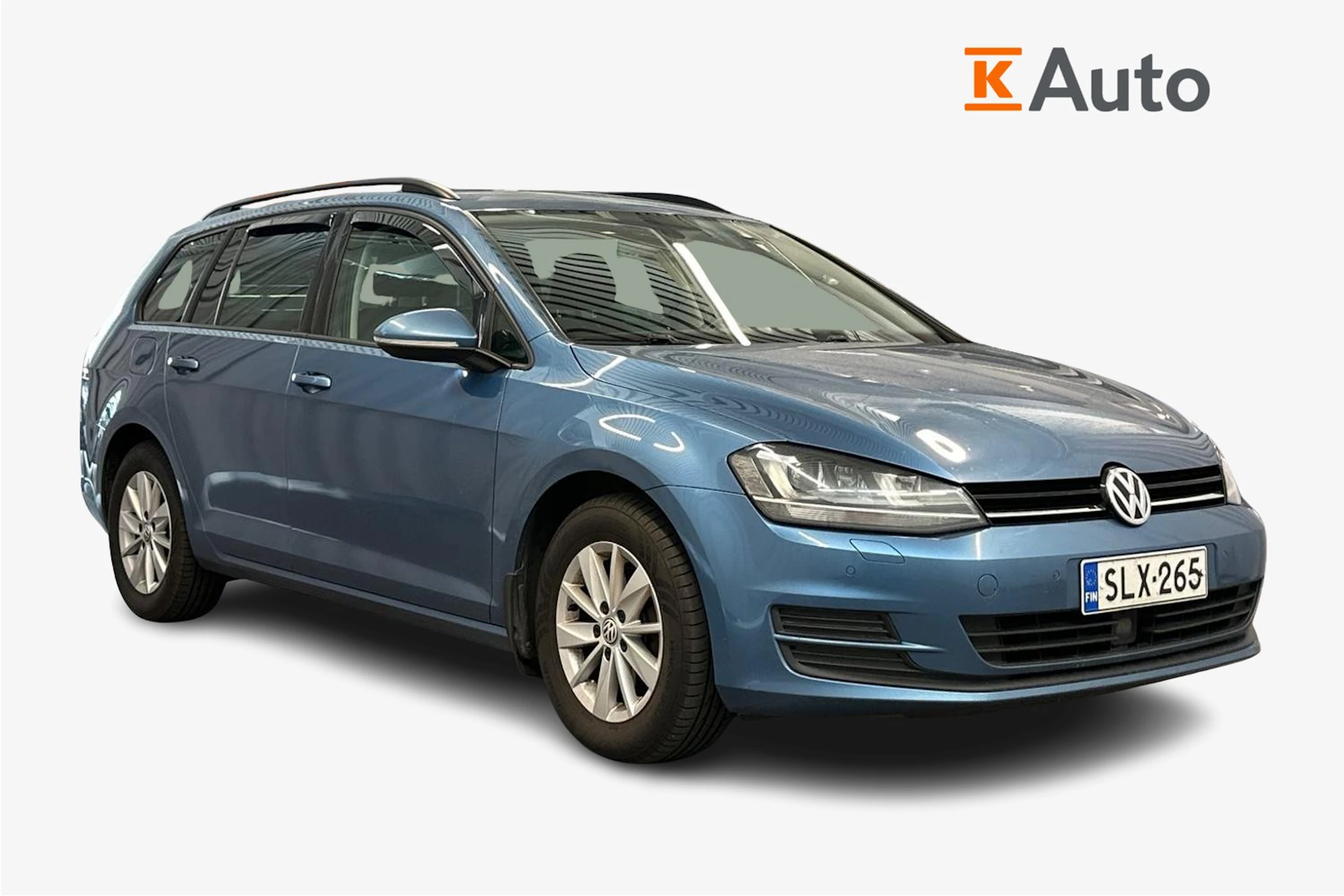 Sininen Volkswagen GOLF 2016 kuva 1.
