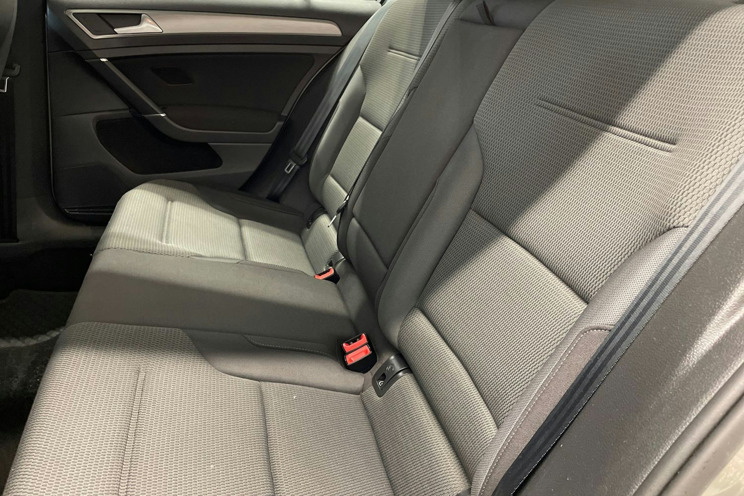 Harmaa Volkswagen GOLF 2016 kuva 10.