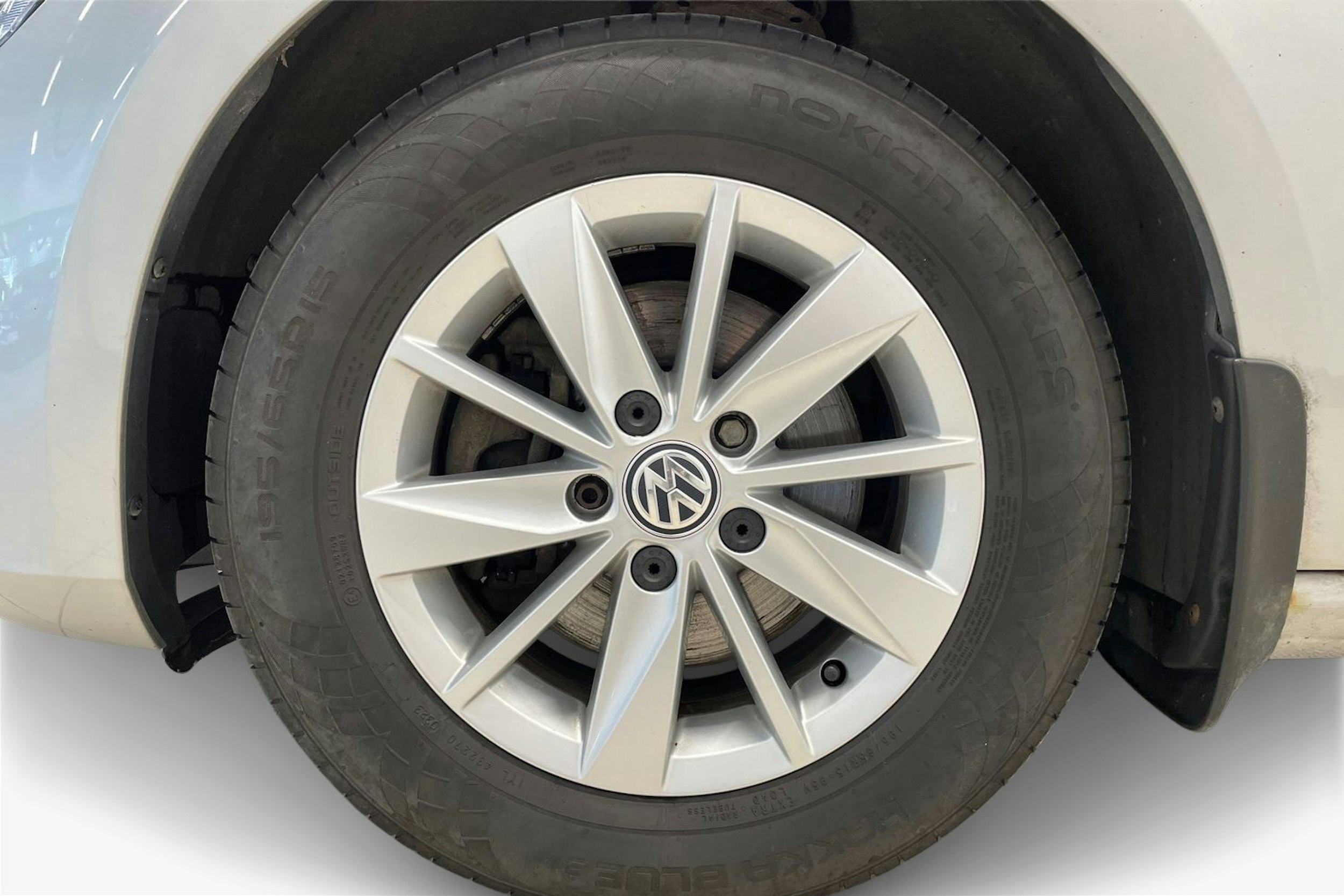 Harmaa Volkswagen GOLF 2016 kuva 11.