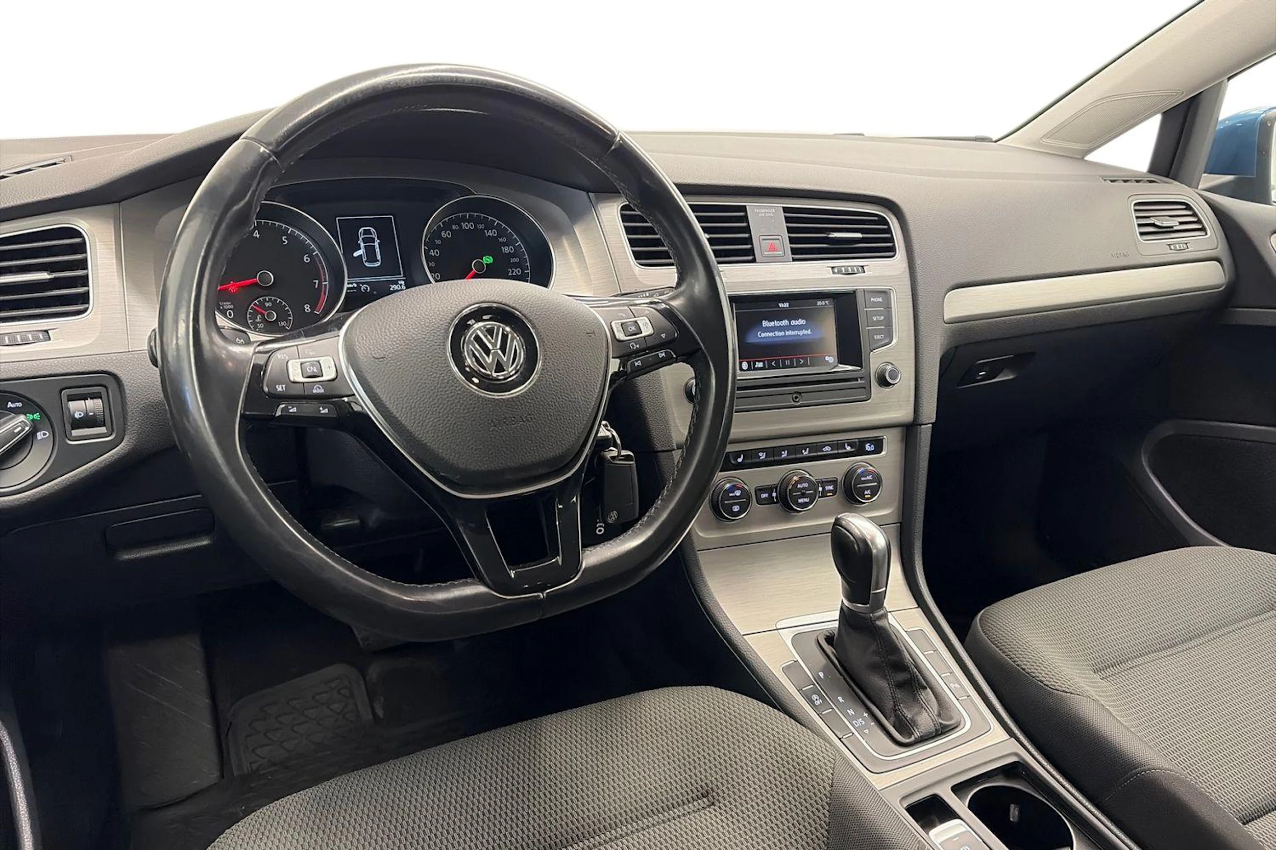sininen Volkswagen Golf 2016 kuva 6.
