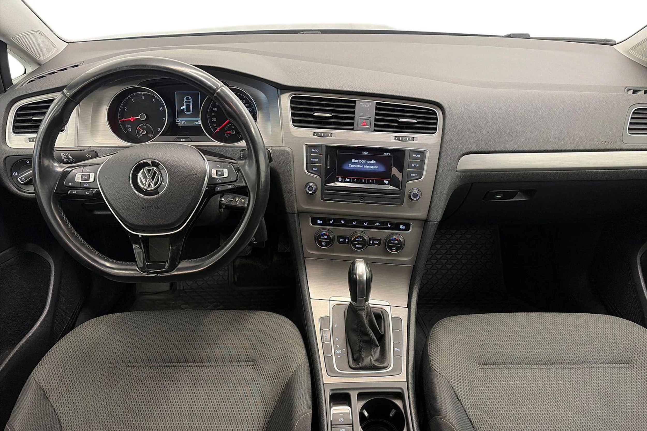 sininen Volkswagen Golf 2016 kuva 7.