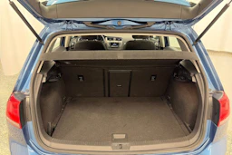 sininen Volkswagen Golf 2016 kuva 11.