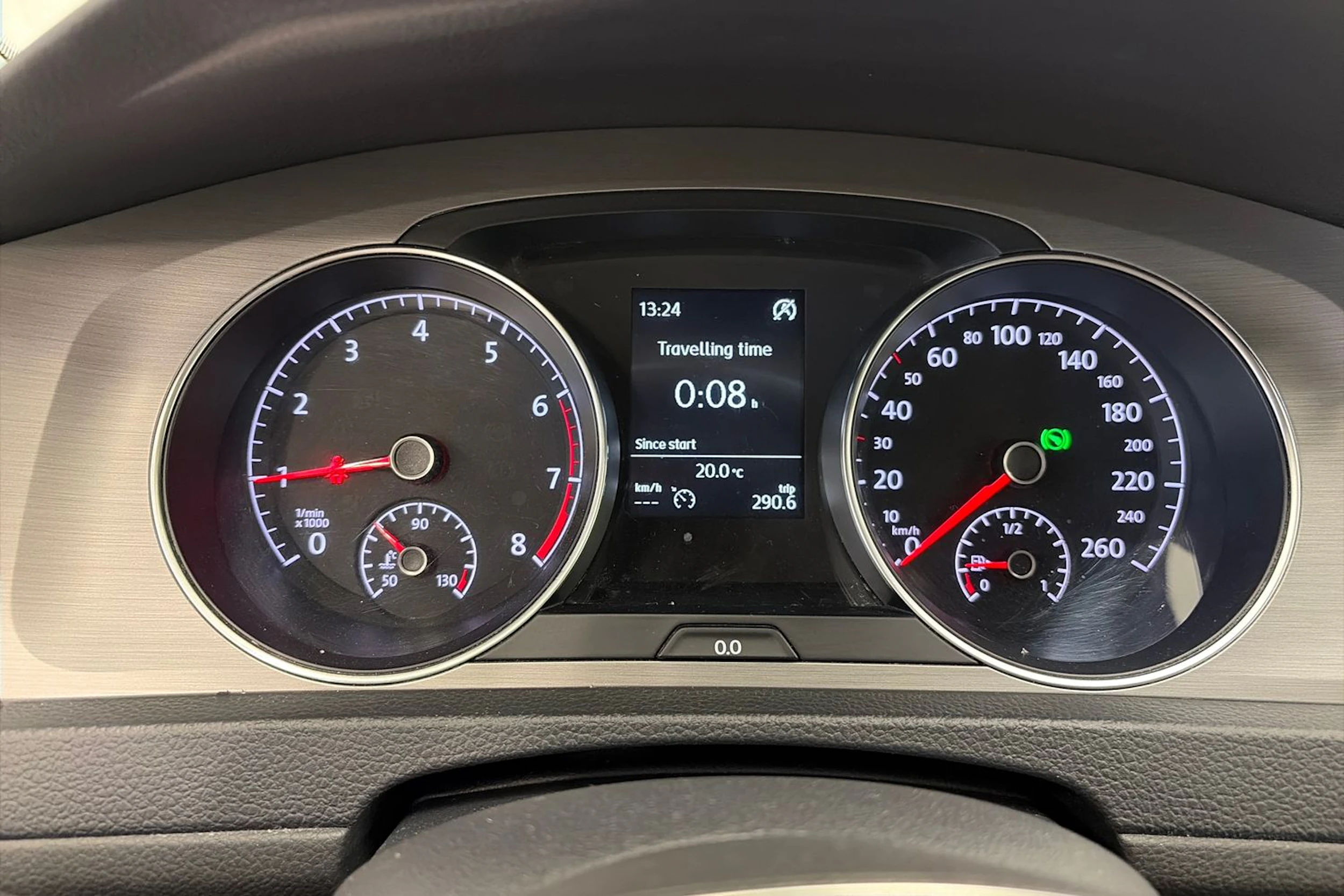 sininen Volkswagen Golf 2016 kuva 13.