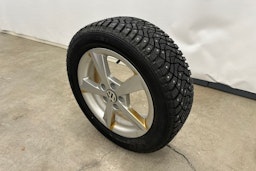 Musta Volkswagen GOLF 2016 kuva 13.