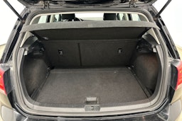 Musta Volkswagen GOLF 2016 kuva 17.
