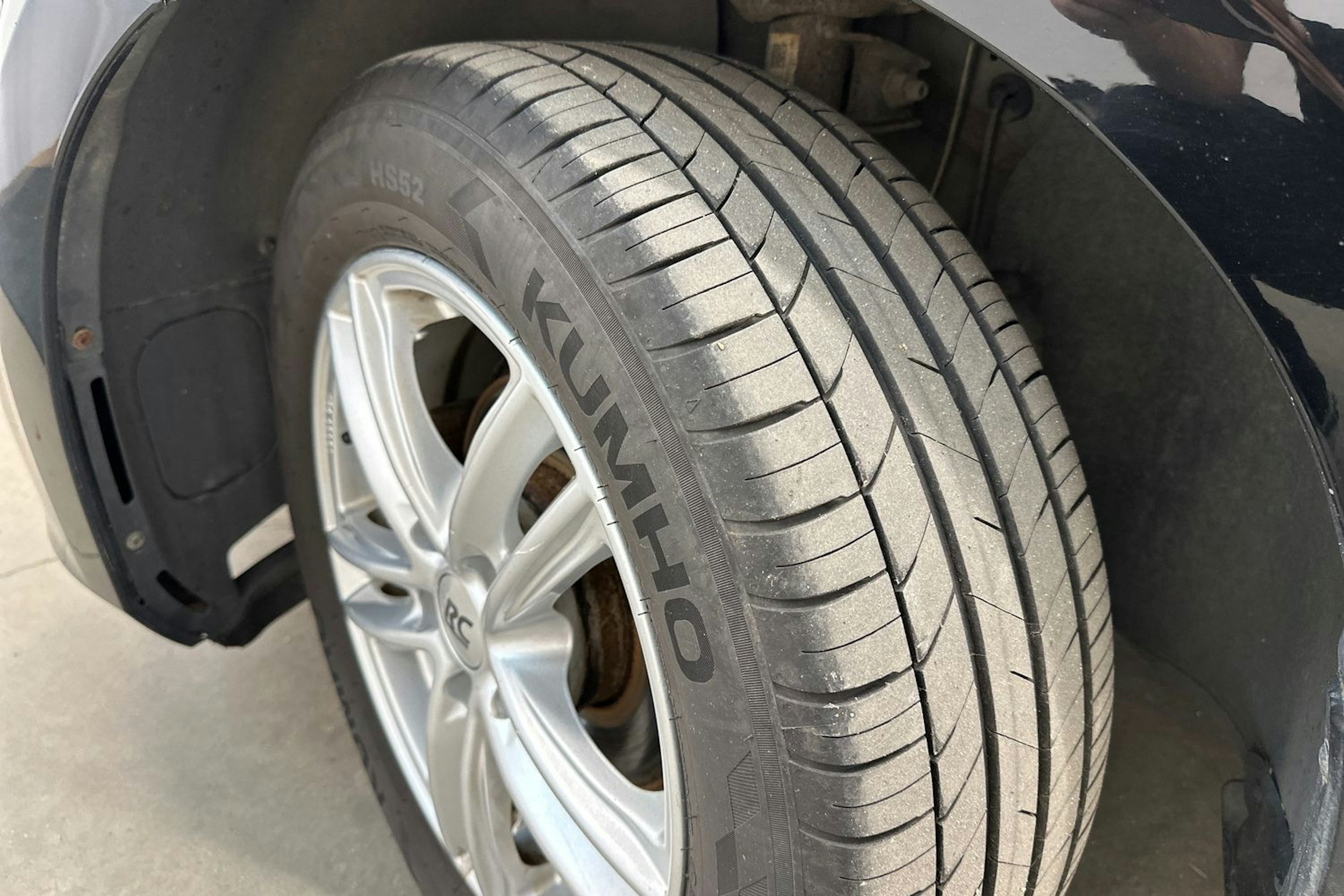 Musta Volkswagen GOLF 2016 kuva 18.