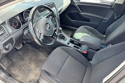 harmaa Volkswagen Golf 2016 kuva 3.