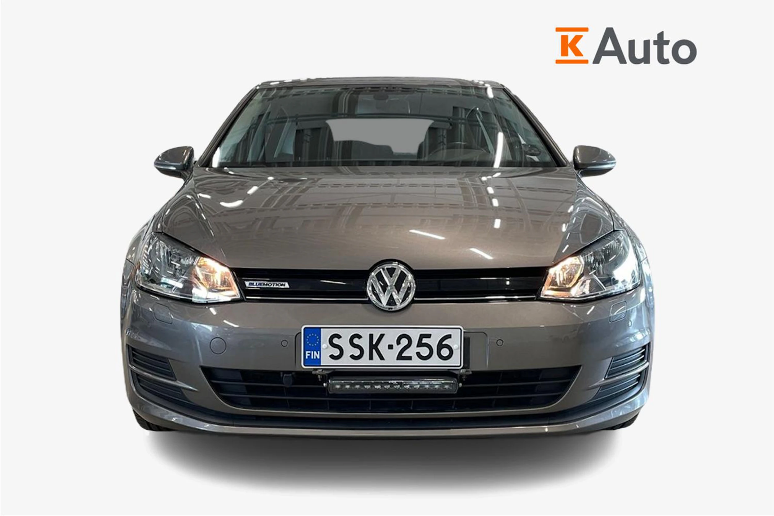 harmaa Volkswagen Golf 2016 kuva 5.