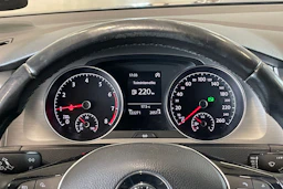 harmaa Volkswagen Golf 2016 kuva 16.