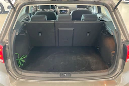 harmaa Volkswagen Golf 2016 kuva 27.