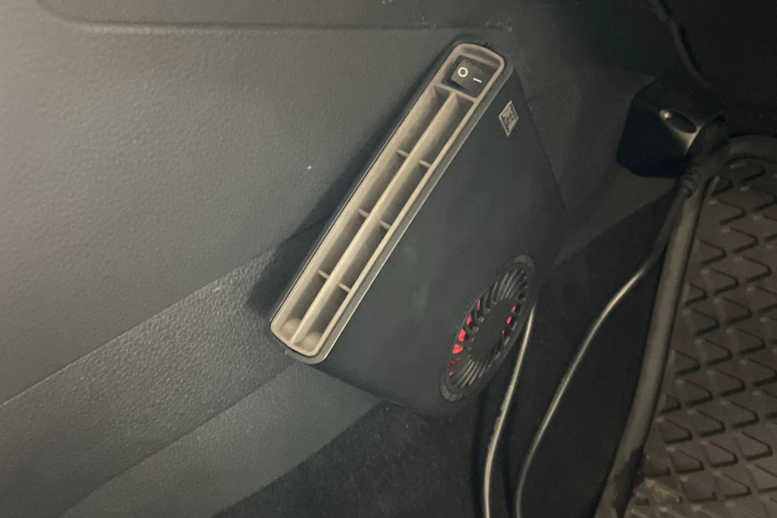 harmaa Volkswagen Golf 2016 kuva 30.