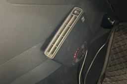 harmaa Volkswagen Golf 2016 kuva 30.