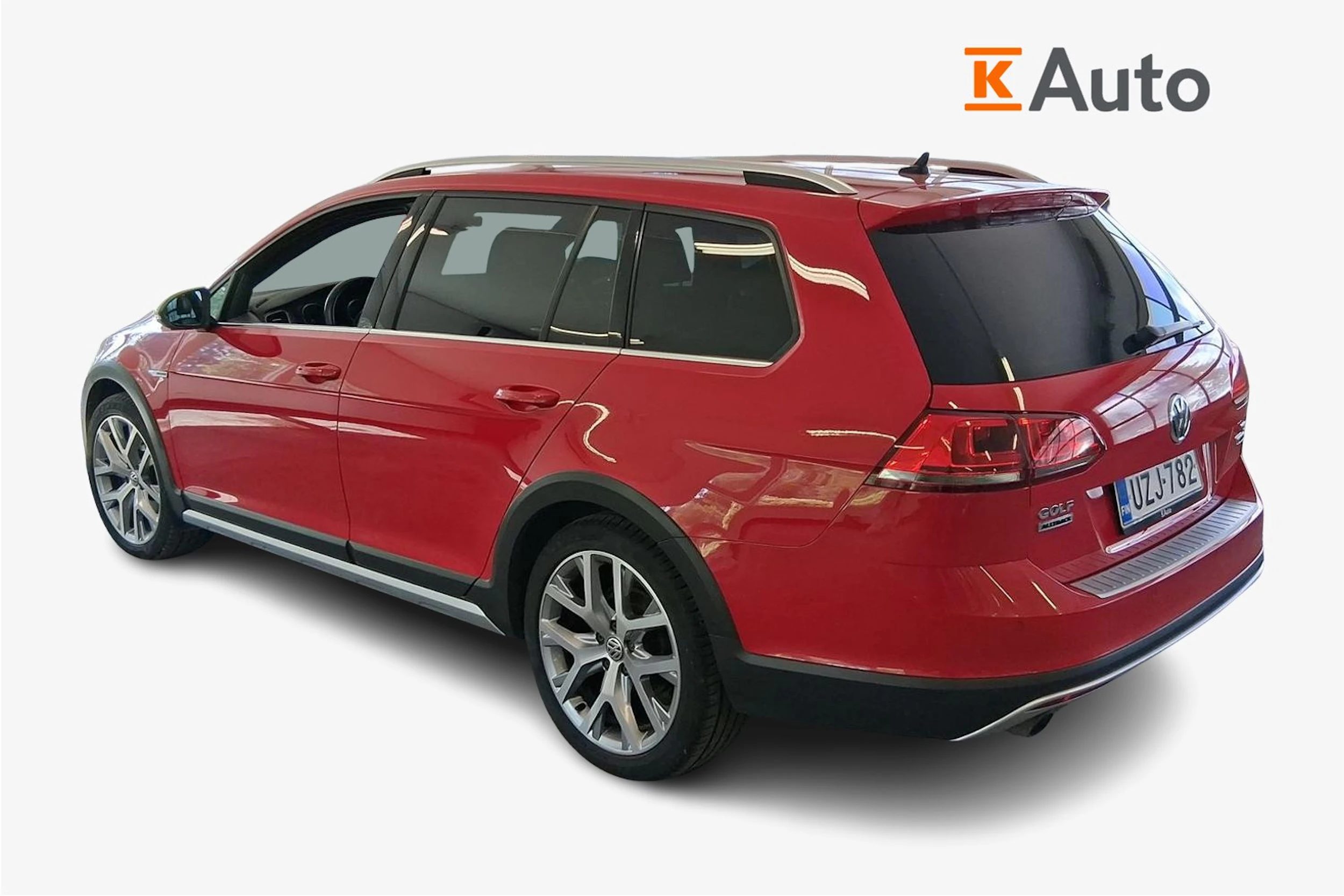 punainen Volkswagen Golf 2017 kuva 3.
