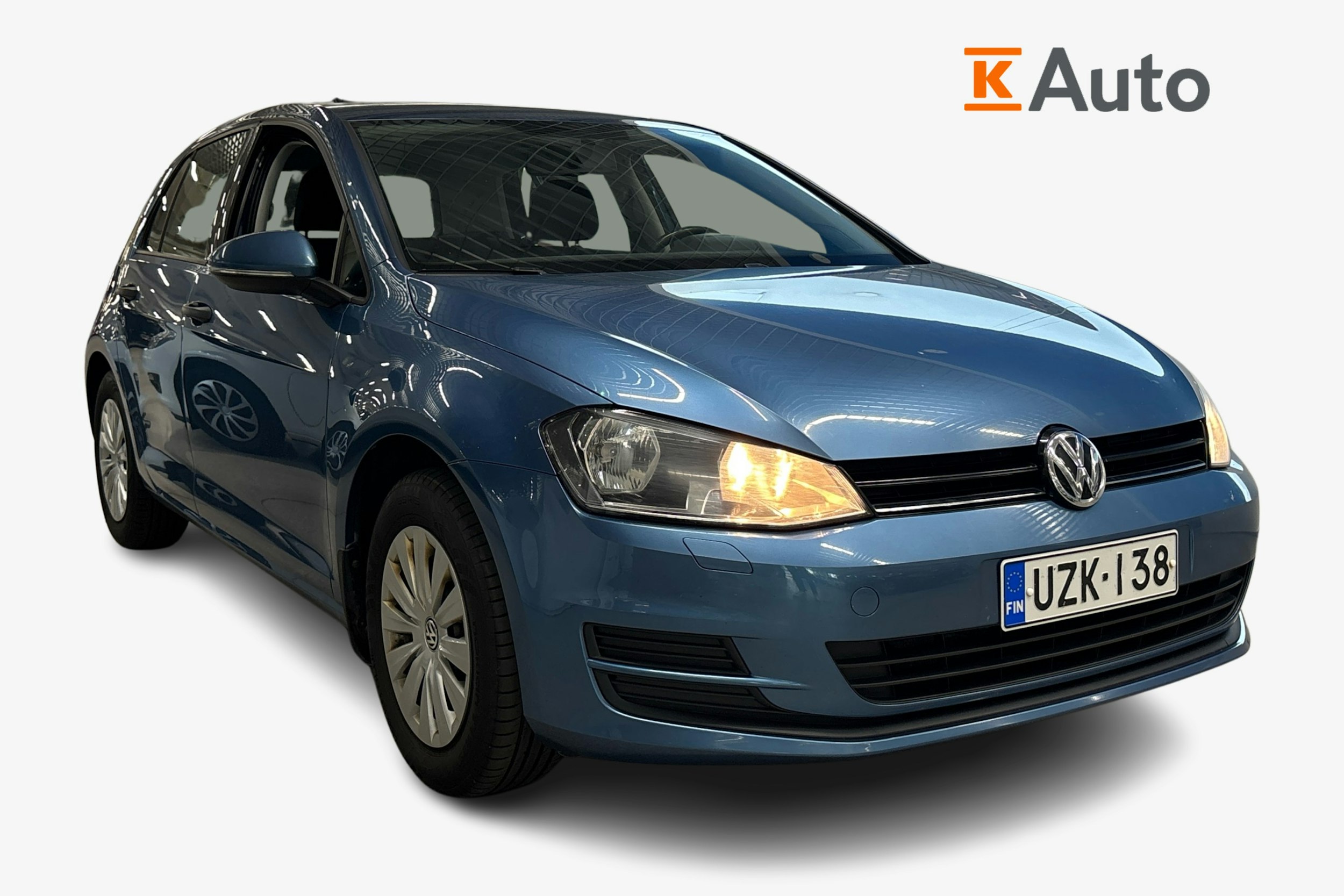 Sininen Volkswagen GOLF 2016 kuva 1.