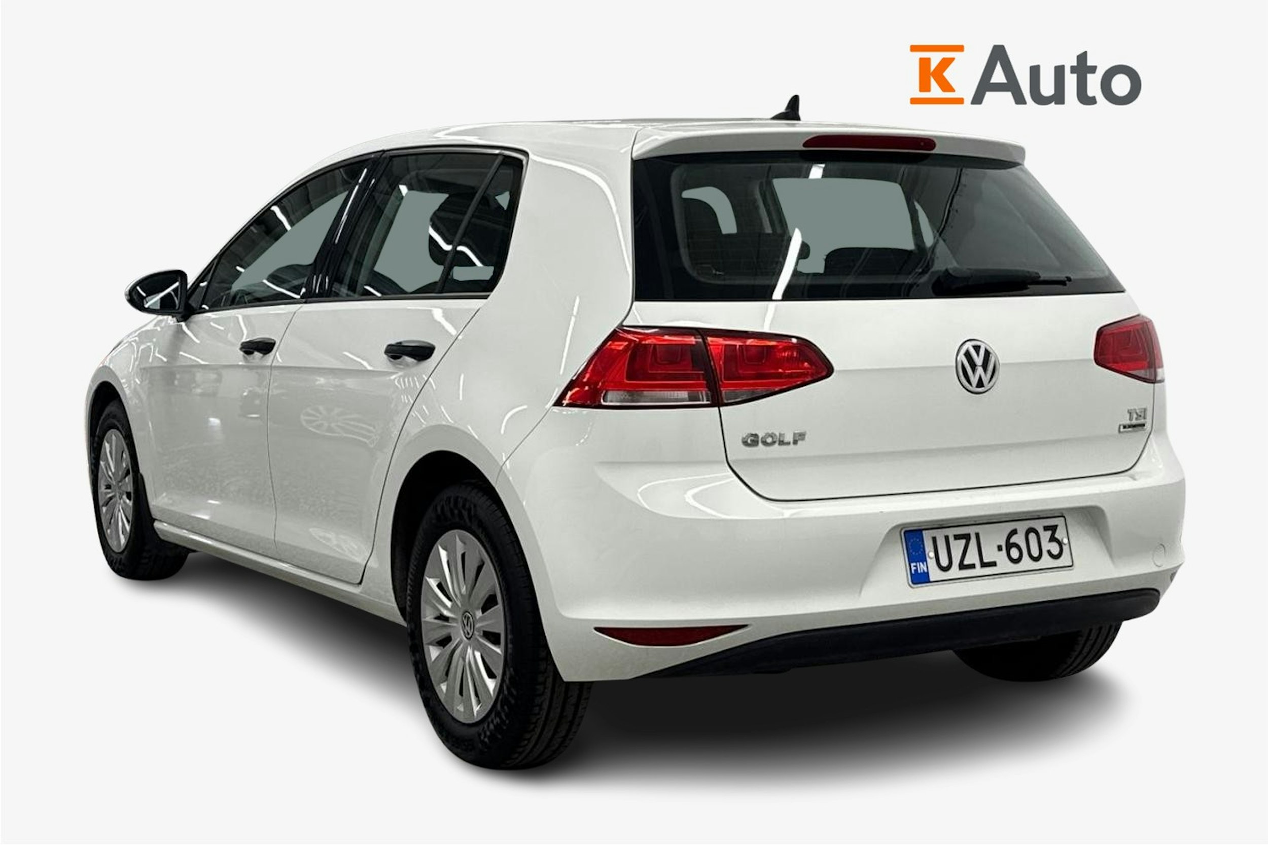 Valkoinen Volkswagen GOLF 2016 kuva 2.