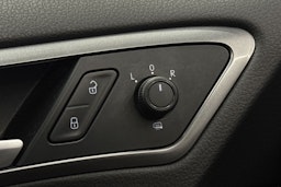 Valkoinen Volkswagen GOLF 2016 kuva 18.