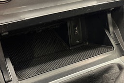 Valkoinen Volkswagen GOLF 2016 kuva 22.
