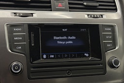 Valkoinen Volkswagen GOLF 2016 kuva 27.
