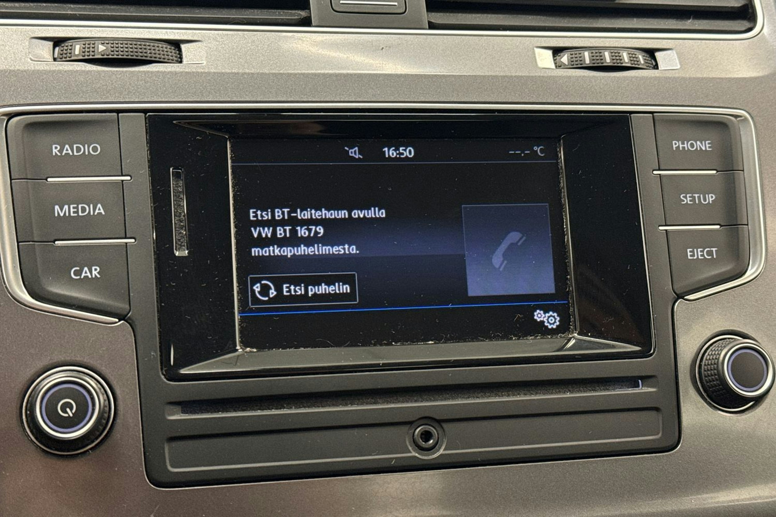Valkoinen Volkswagen GOLF 2016 kuva 30.