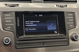 Valkoinen Volkswagen GOLF 2016 kuva 30.
