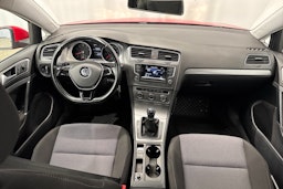 punainen Volkswagen Golf 2016 kuva 15.